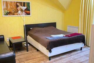 Гостиница Guest House Gold Oven Чебоксары Номер-студия с балконом-1