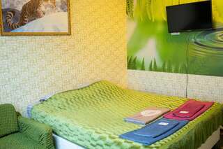 Гостиница Guest House Gold Oven Чебоксары Двухместный номер с 1 кроватью и собственной ванной комнатой-3